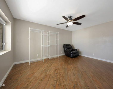 6914 E Highland Road - Photo Thumbnail 22