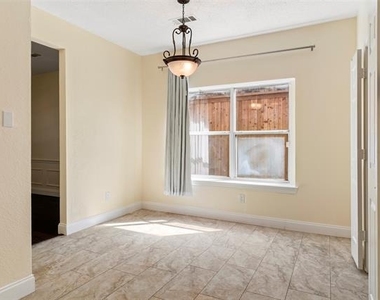 2522 Primrose Lane - Photo Thumbnail 20
