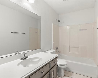 2522 Primrose Lane - Photo Thumbnail 22
