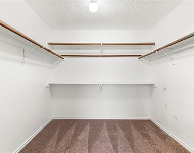 2522 Primrose Lane - Photo Thumbnail 27