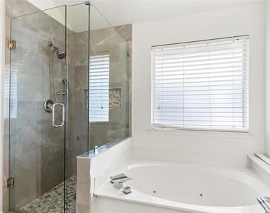 2522 Primrose Lane - Photo Thumbnail 29