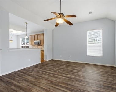 6208 Stewart Boulevard - Photo Thumbnail 10
