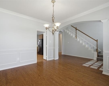 6208 Stewart Boulevard - Photo Thumbnail 7