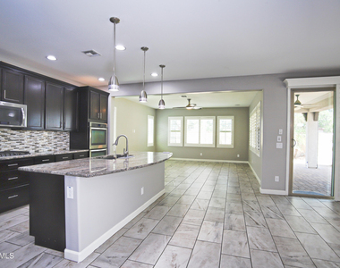 4116 S Greythorne Way - Photo Thumbnail 12