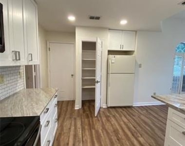 4644 Booth Drive - Photo Thumbnail 24