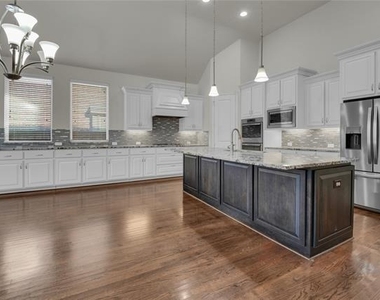 1011 Prairie Ridge Lane - Photo Thumbnail 24