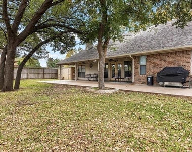 1609 Cheyenne Trail - Photo Thumbnail 24