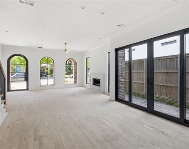 4328 Glenwick Lane - Photo Thumbnail 6