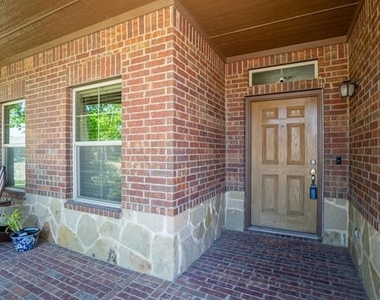 11004 Hawks Landing Road - Photo Thumbnail 3
