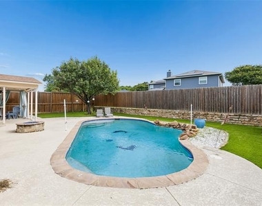2824 High Pointe Boulevard - Photo Thumbnail 29