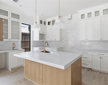 4330 Glenwick Lane - Photo Thumbnail 4