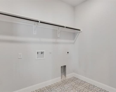 1021 Catskill Court - Photo Thumbnail 22