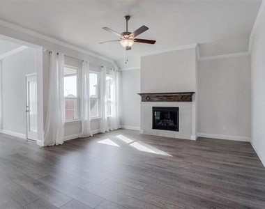 1021 Catskill Court - Photo Thumbnail 2