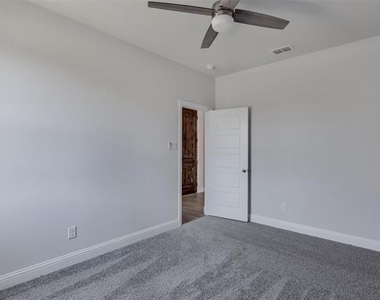 1021 Catskill Court - Photo Thumbnail 18