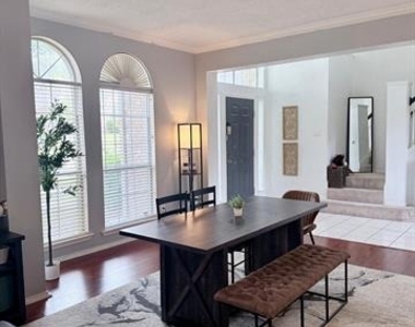 3234 Creek Meadow Lane - Photo Thumbnail 12