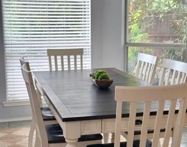 3234 Creek Meadow Lane - Photo Thumbnail 2