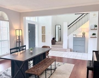 3234 Creek Meadow Lane - Photo Thumbnail 8