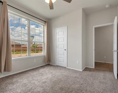 3140 Blacksmith Lane - Photo Thumbnail 6