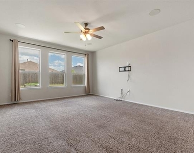 3140 Blacksmith Lane - Photo Thumbnail 8