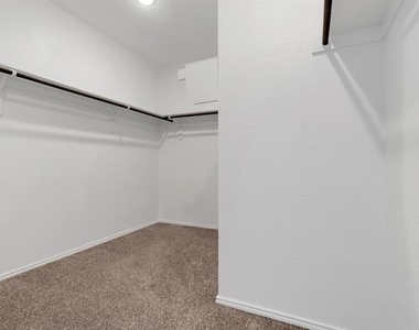 3140 Blacksmith Lane - Photo Thumbnail 21