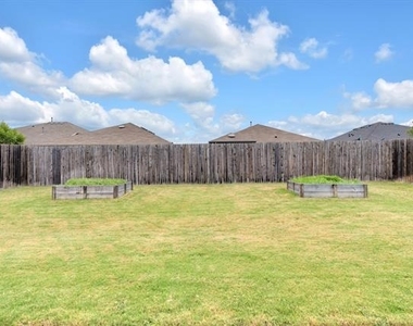 3140 Blacksmith Lane - Photo Thumbnail 23