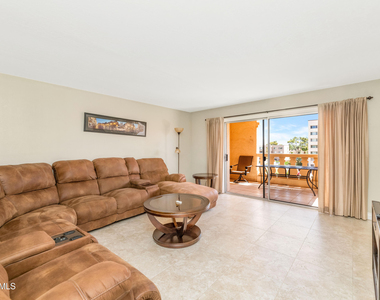7830 E Camelback Road - Photo Thumbnail 4