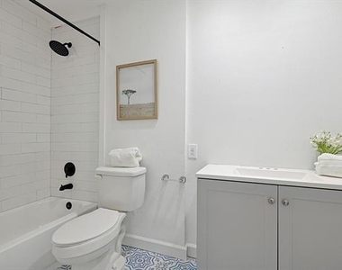 7652 Ronnie Drive - Photo Thumbnail 15