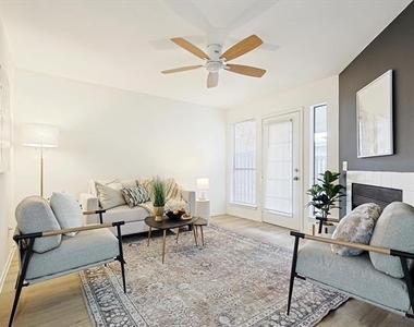 7652 Ronnie Drive - Photo Thumbnail 3