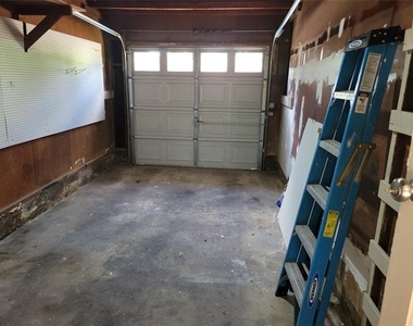 503 W Nash Street - Photo Thumbnail 14