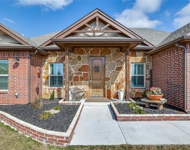 250 Alondrita Street - Photo Thumbnail 16