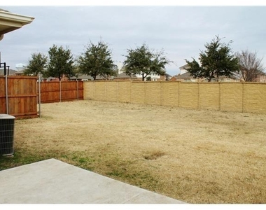 629 Rothschild Lane - Photo Thumbnail 20