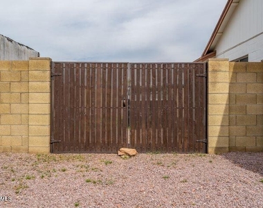 8826 W Diana Avenue - Photo Thumbnail 20