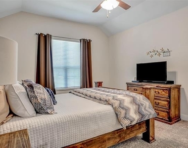 7205 Windy Meadow Drive - Photo Thumbnail 17