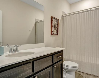7205 Windy Meadow Drive - Photo Thumbnail 27