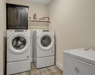 7205 Windy Meadow Drive - Photo Thumbnail 26