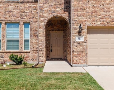 336 Emerald Creek Drive - Photo Thumbnail 3
