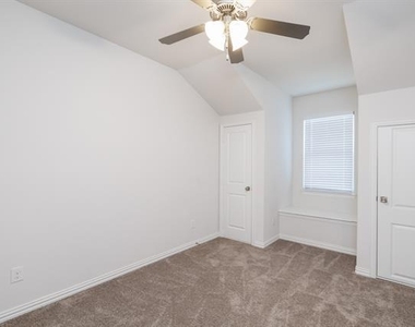 336 Emerald Creek Drive - Photo Thumbnail 22
