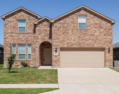 336 Emerald Creek Drive - Photo Thumbnail 1