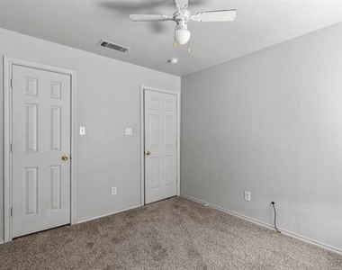 210 Joshua Boulevard - Photo Thumbnail 18