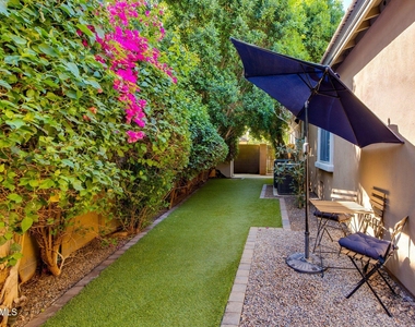 904 E Mead Drive - Photo Thumbnail 27