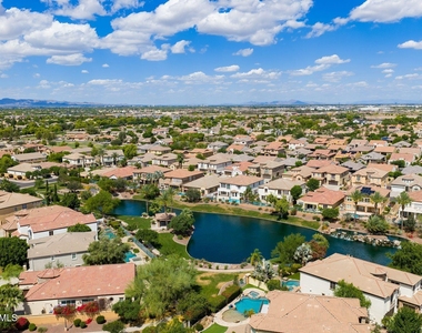904 E Mead Drive - Photo Thumbnail 28