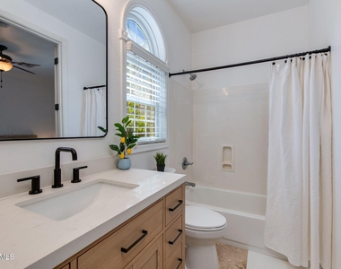 904 E Mead Drive - Photo Thumbnail 18