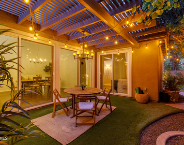 904 E Mead Drive - Photo Thumbnail 12