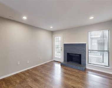 4545 Live Oak Street - Photo Thumbnail 8