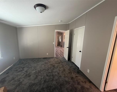 3502 Brazos River Drive - Photo Thumbnail 7