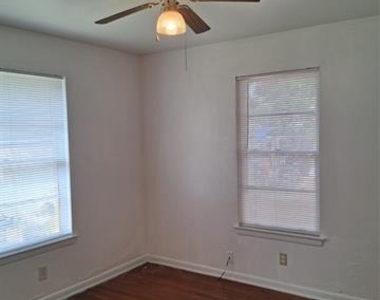 3019 Avon Street - Photo Thumbnail 7