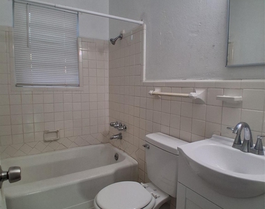 3019 Avon Street - Photo Thumbnail 21