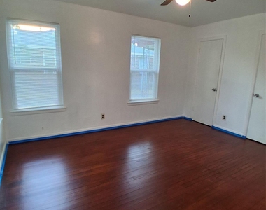 3019 Avon Street - Photo Thumbnail 24