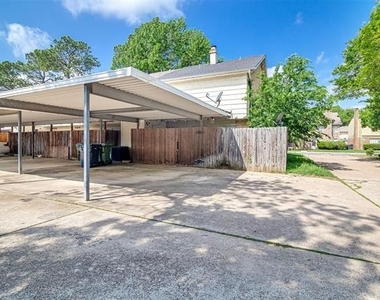 601 St Charles Drive - Photo Thumbnail 19