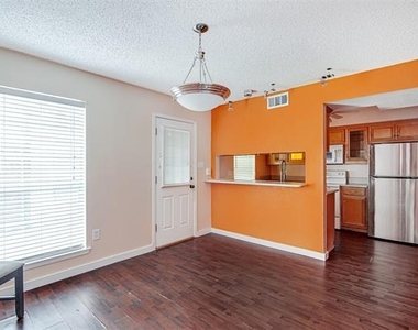 601 St Charles Drive - Photo Thumbnail 15